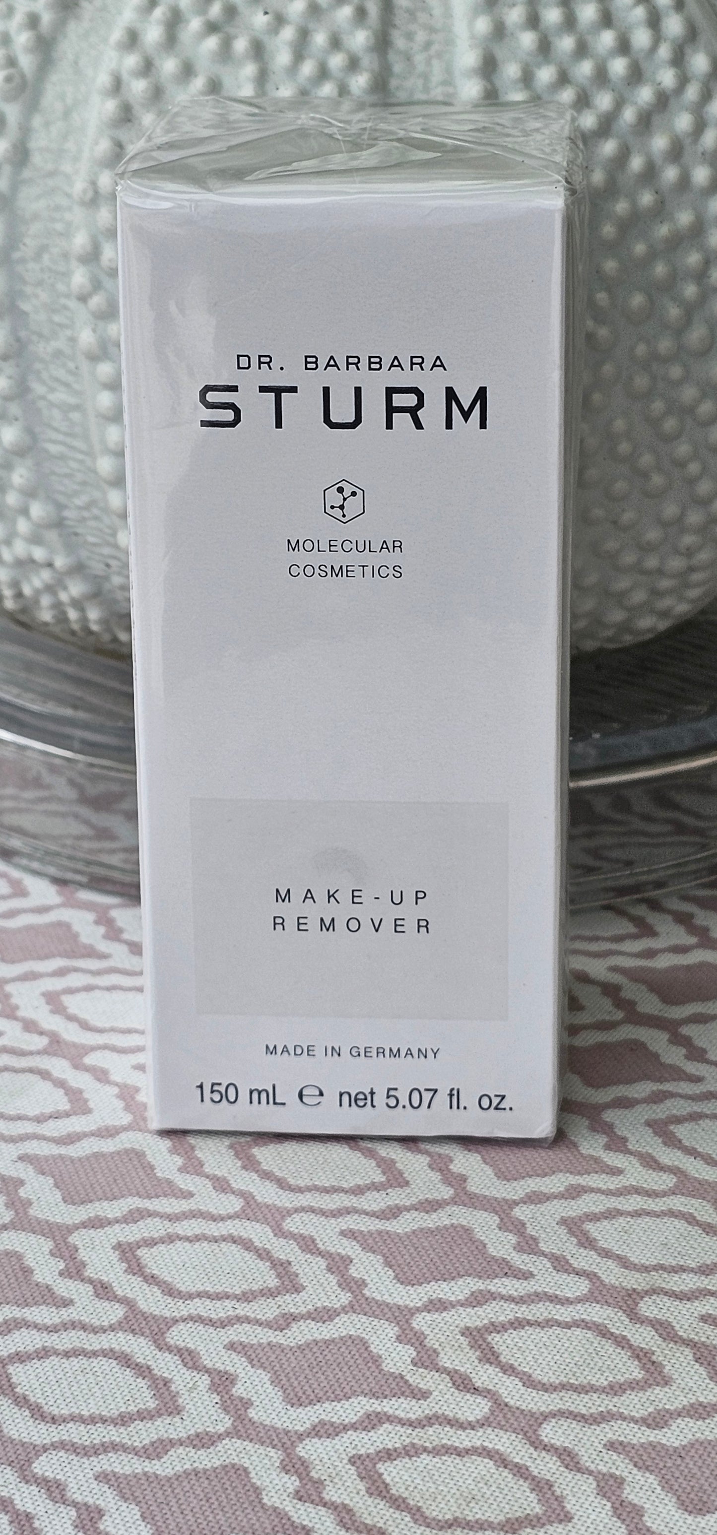 MAKEUP REMOVER